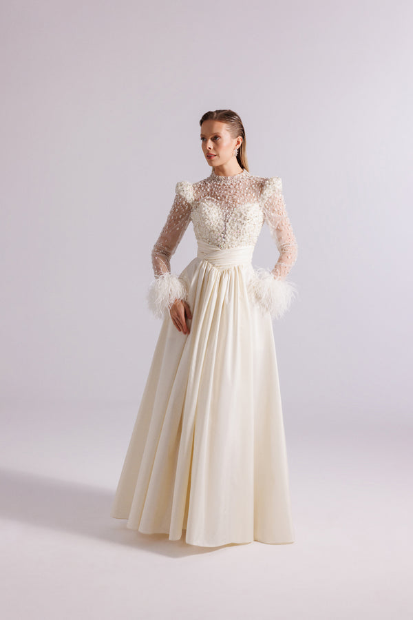 Off White Bridal Dress – ELM D 25100